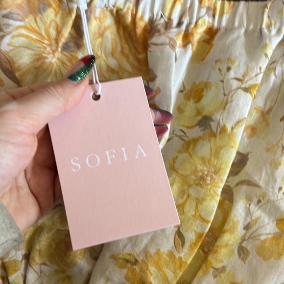 Sunnie Tie Front Crop Yellow Floral - Picture 4 of 4